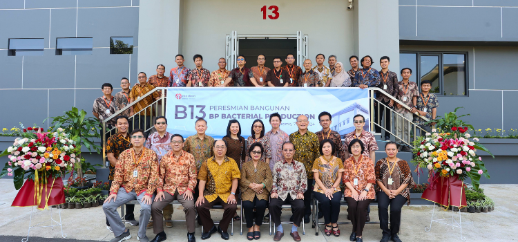 Medion Resmikan Gedung Bacterial Production